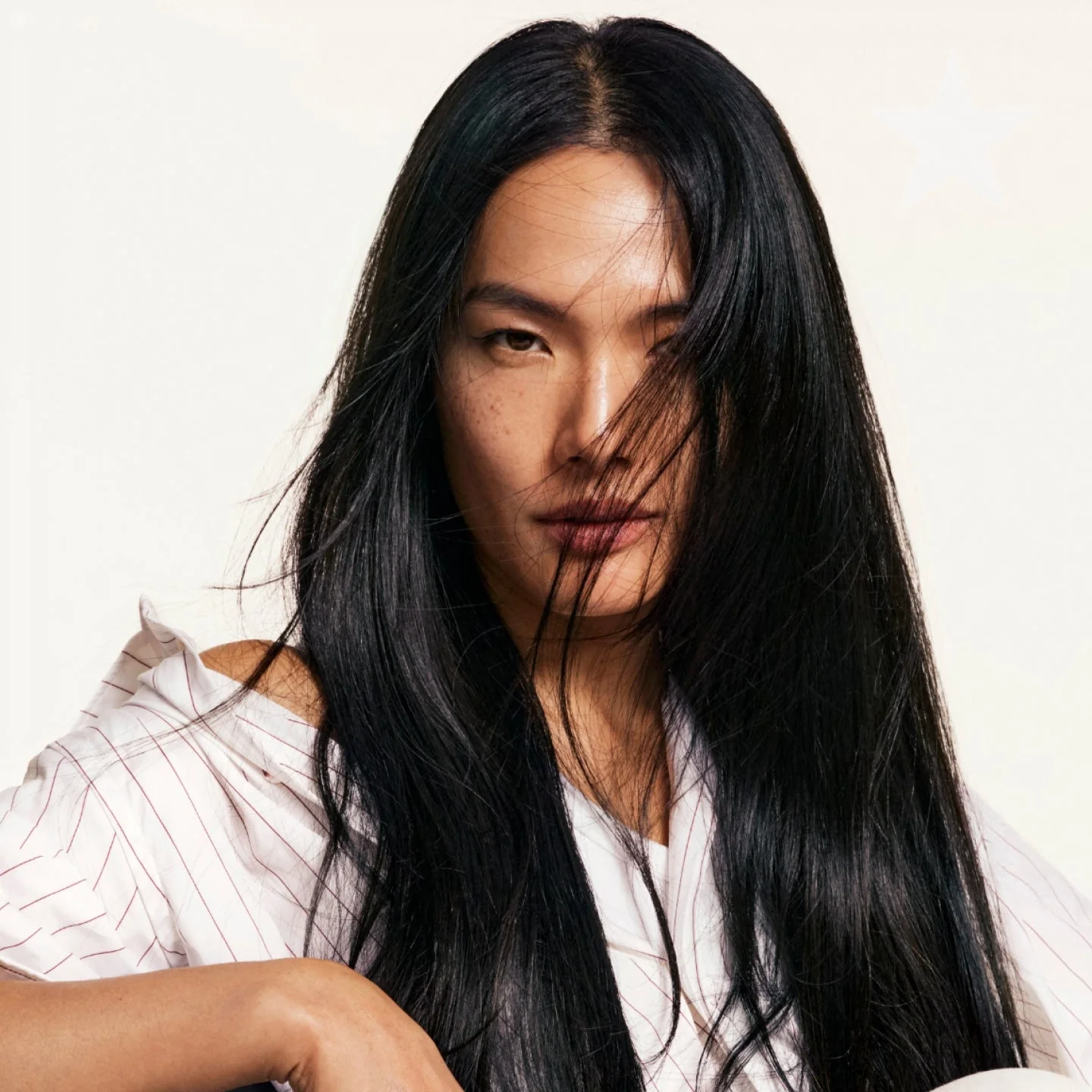 Nº.4 BOND MAINTENANCE® SHAMPOO - Image 4