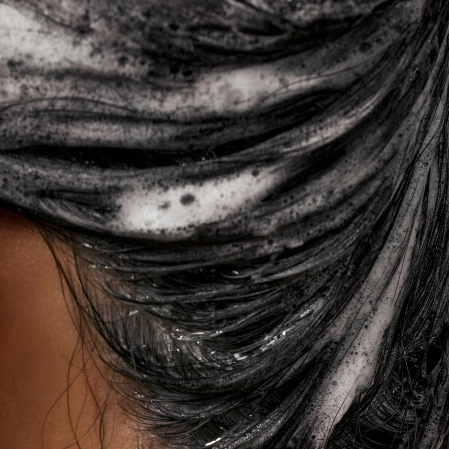 Nº.4C BOND MAINTENANCE® CLARIFYING SHAMPOO FORMATO DA LITRO - Image 3